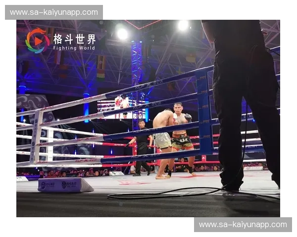 巅峰陨落还是神话终结？一龙VS杀玉狼：那场被鲜血与争议彻底改写的格斗史诗